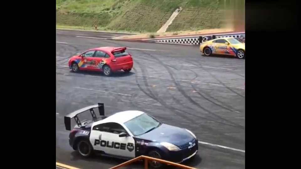 潇洒甩尾不是梦,漂移技术从街头到智能驾驶的华丽转身-第2张图片-正海烽科技 - 领先的只能推广行业,智能制造解决方案提供商 潇洒甩尾不是梦,漂移技术从街头到智能驾驶的华丽转身-第2张图片-正海烽科技 - 领先的只能推广行业,智能制造解决方案提供商