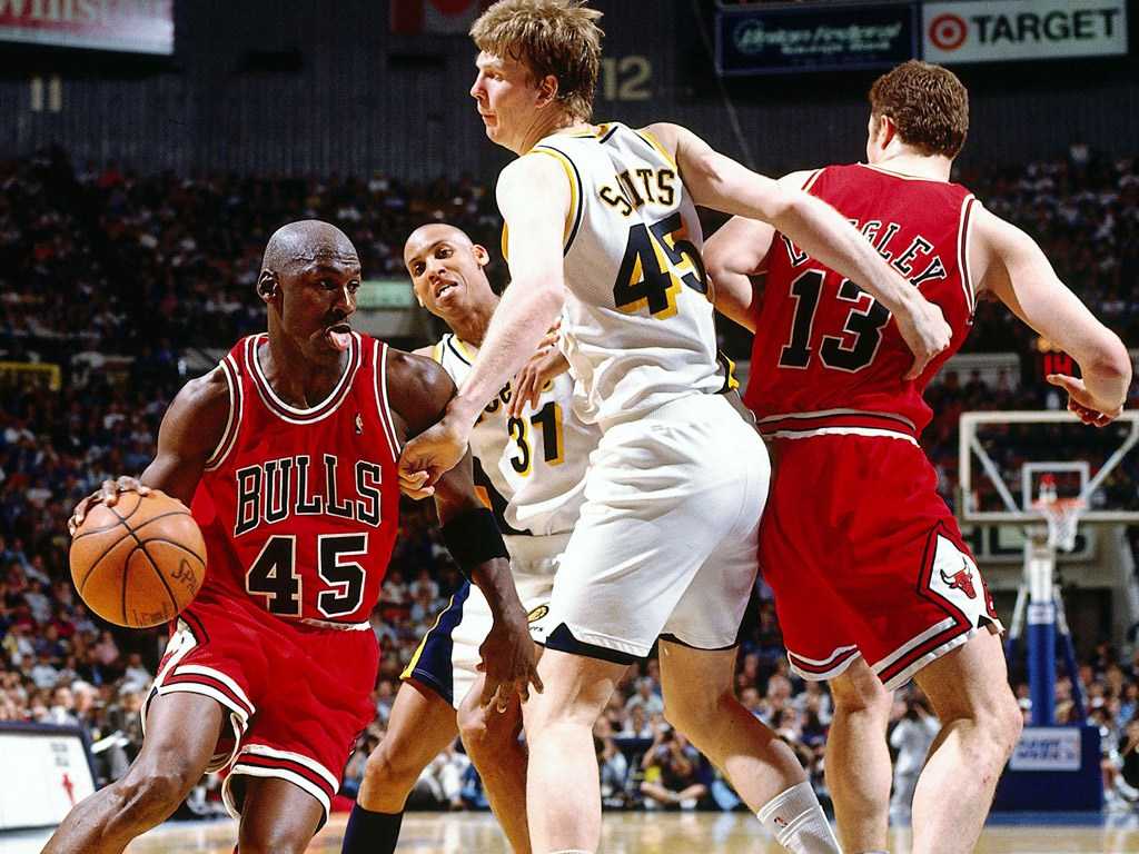 球场上的智能伙伴，冠军ai篮球如何帮你突破训练瓶颈