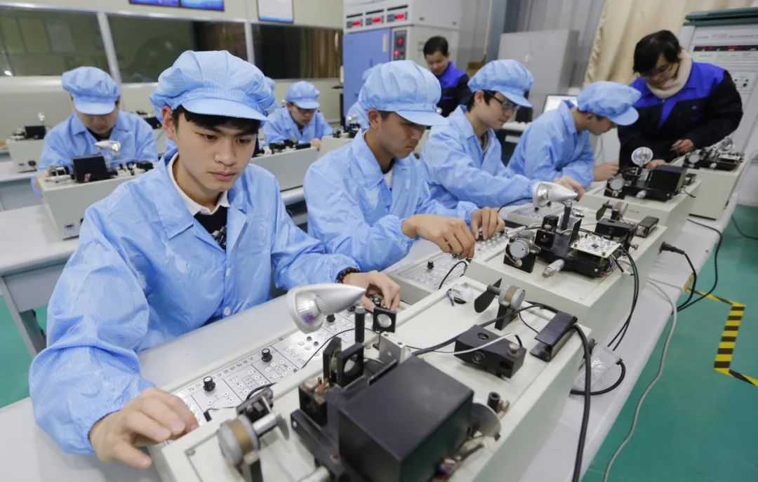 电子技术实训全攻略：从基础到创新的学习之道