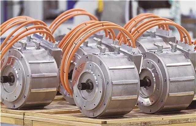 电机标准大盘点:2025年三大更新,搞懂它们省时省力 电机标准大盘点:2025年三大更新,搞懂它们省时省力