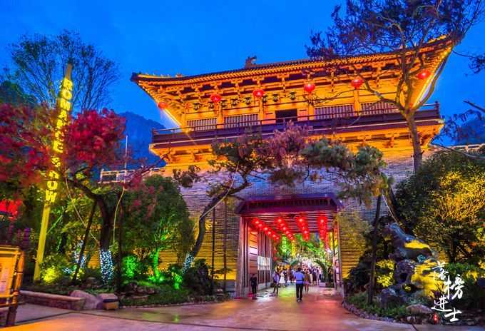 畅游阳朔山水，AI服装带你秒变壮乡靓仔靓女