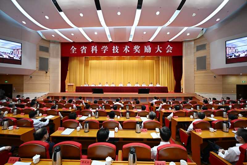 瞧一瞧这科技圈的年度大考：那些获奖项目到底牛在哪儿？