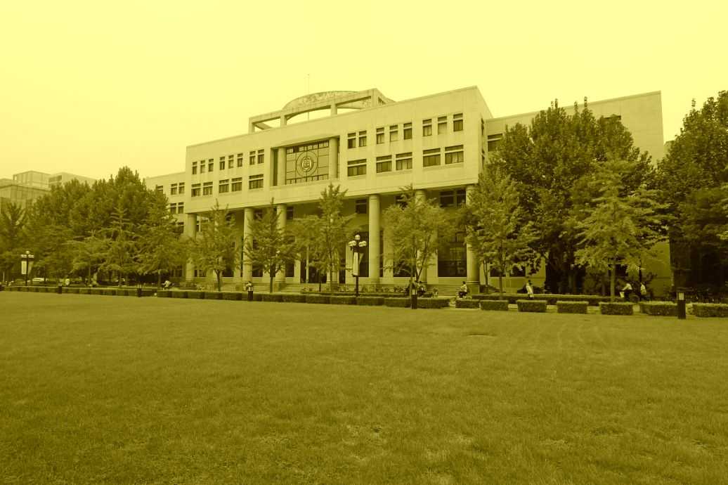 石家庄铁路职业技术学院吧里头到底藏着啥宝贝?学长学姐的大实话你可别错过 石家庄铁路职业技术学院吧里头到底藏着啥宝贝?学长学姐的大实话你可别错过