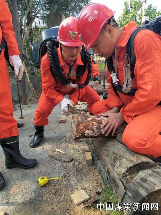 矿山深处的定盘星：技术队长咋就把活儿整得这么明白？