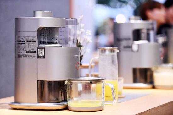 科技破壁进行时：那些让咱挺直腰杆儿的硬核突破