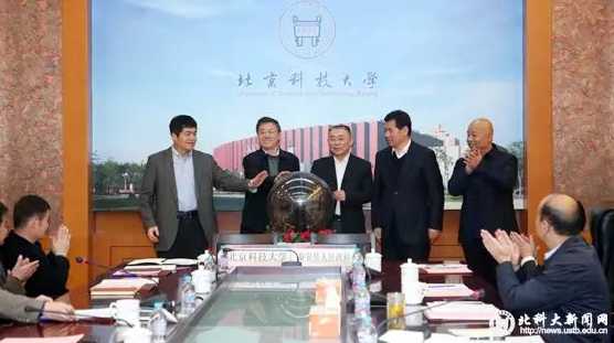 秦安苹果的那些金字招牌，到底藏着啥门道？