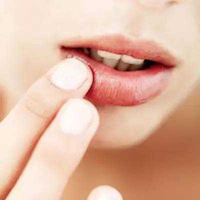 纹唇：让你素颜也自带好气色的美唇秘籍