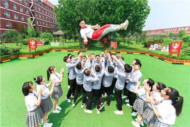 给初中女生的技术学习指南:打破刻板,找到你的热爱 给初中女生的技术学习指南:打破刻板,找到你的热爱