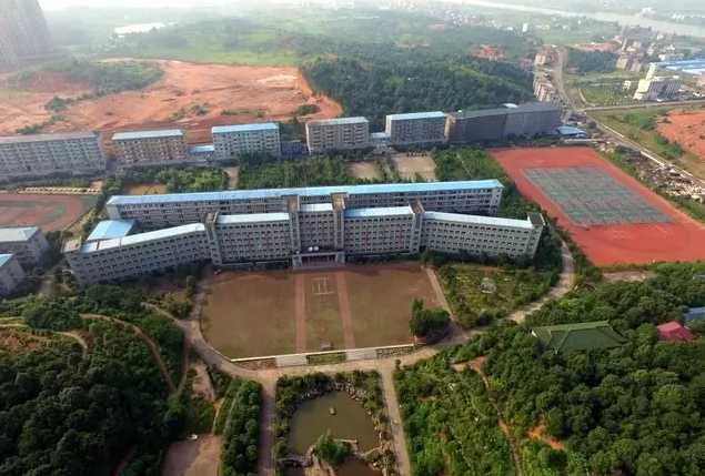 耒阳娃娃的AI课堂，真的来了！-第1张图片-正海烽科技 - 领先的只能推广行业，智能制造解决方案提供商