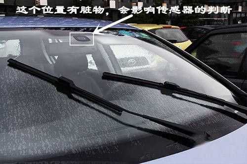 自动雨刷技术的智能魅力：雨天行车再无忧