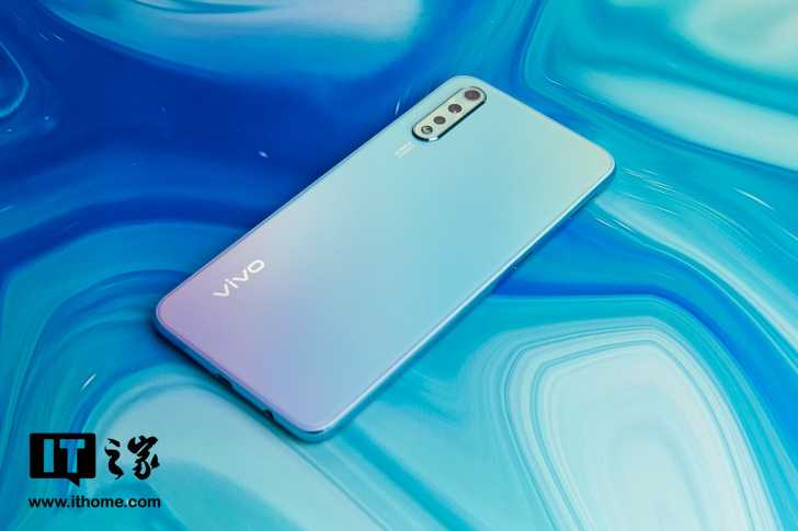 蓝幕技术的前世今生：从电影魔法到日常创意