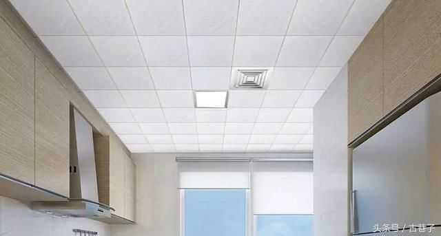 装修不想踩坑？手把手教你PVC吊顶从挑选到安装的全套秘诀