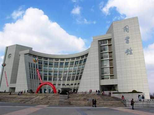 详解邦德职业技术学院学费档次与性价比分析