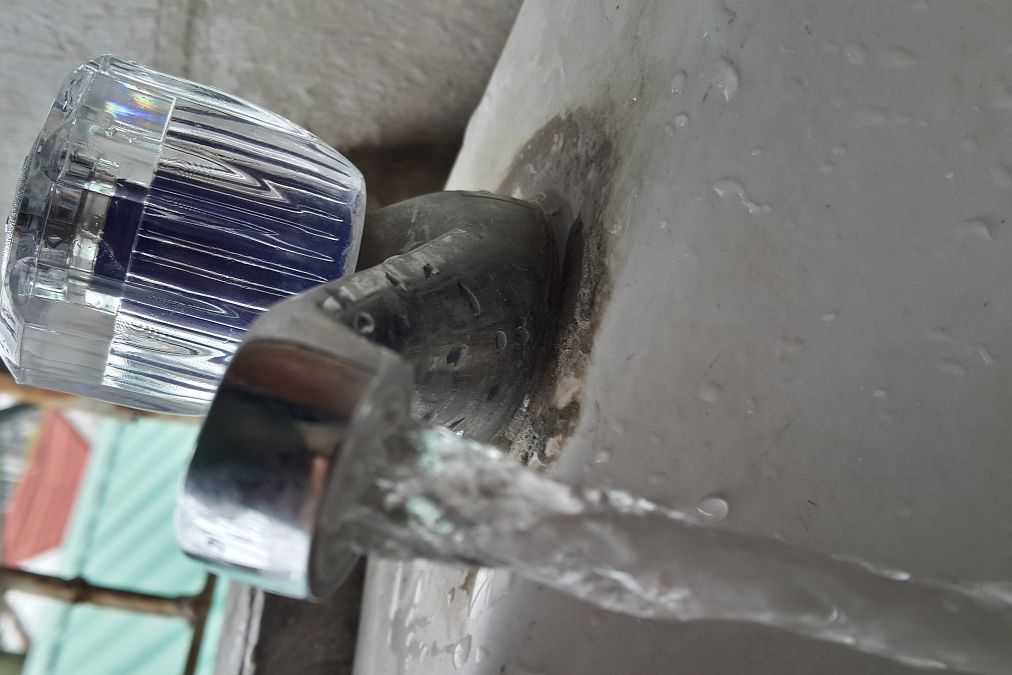 轨道下的“骨科医生”:聊聊那些你不知道的轨枕修补技术 轨道下的“骨科医生”:聊聊那些你不知道的轨枕修补技术