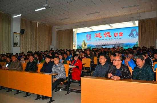 选学校这事儿真能愁白少年头，俺们河南的娃们跟家长，这两年没少为这个挠破头皮