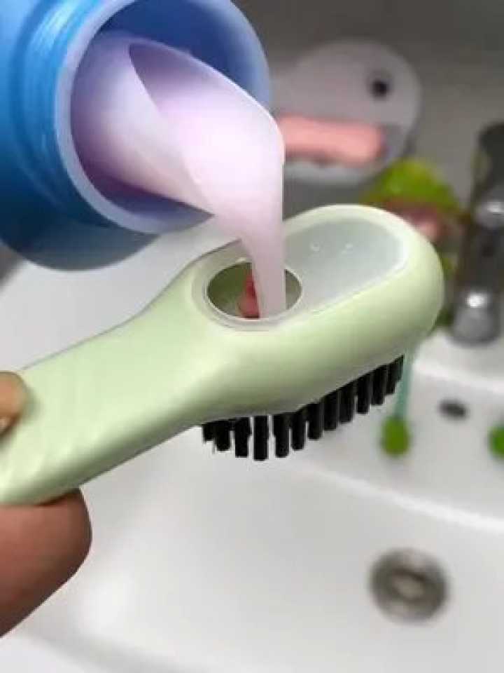 鞋刷AI：让你从弯腰到挺直腰板的智能革命