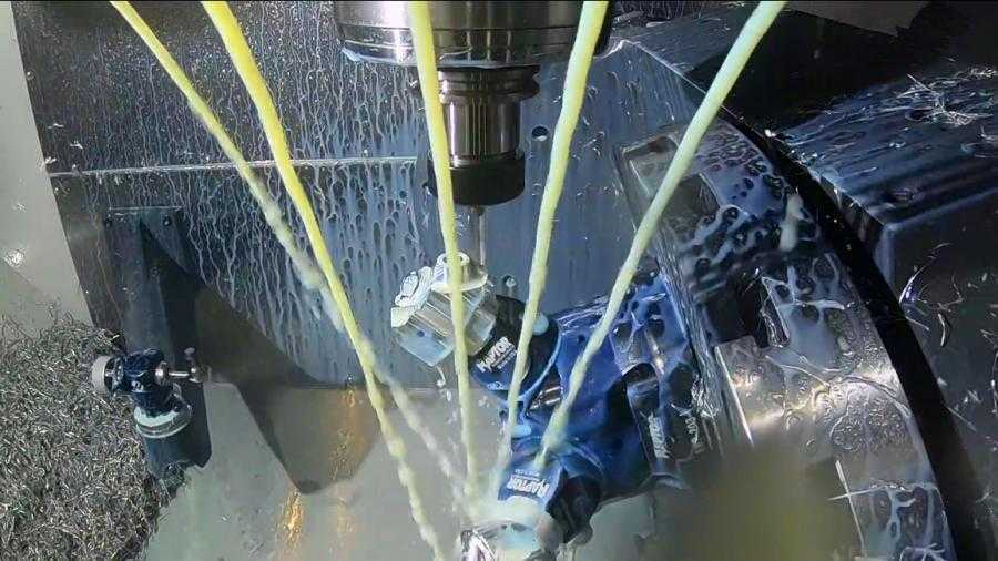 高速切削与五轴联动:让复杂零件加工从“磨洋工”到“下快棋” 高速切削与五轴联动:让复杂零件加工从“磨洋工”到“下快棋”