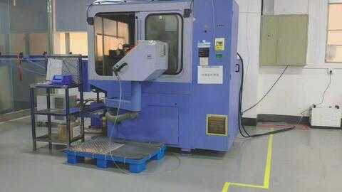 黄浦老厂寻“智”记：当AI钻进机床，老师傅的焦虑变惊喜