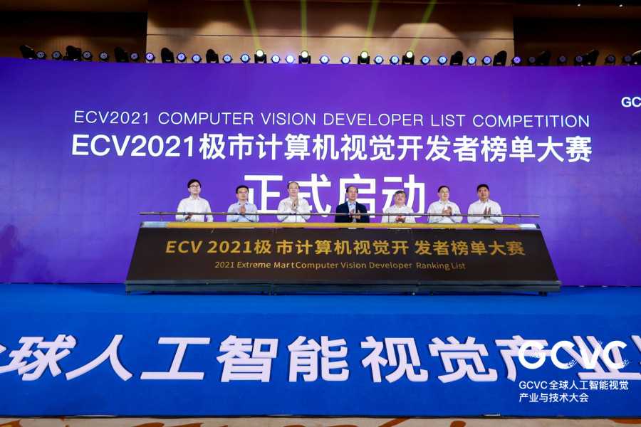 你收藏夹里落灰的AI宝藏，该见见光了