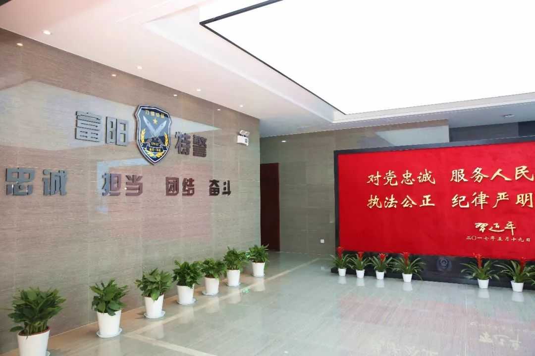 《走进公安机关业务技术用房：不为人知的故事与细节》