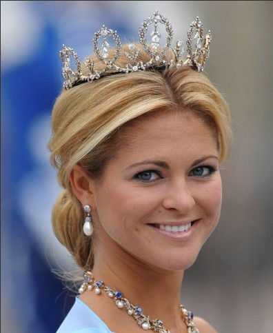 人工智能眼中的各国公主：数字视角的华丽-第1张图片-正海烽科技 - 领先的只能推广行业，智能制造解决方案提供商