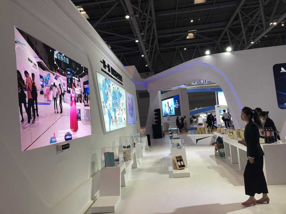 从古老瞭望到智能凝视：打望技术的千年演进与未来洞察