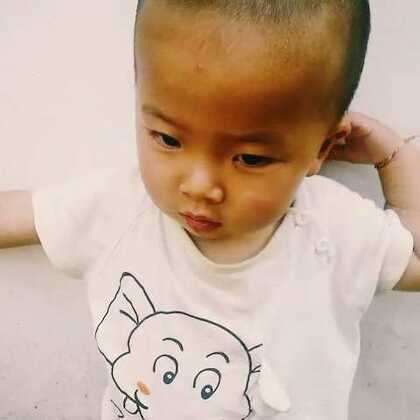 你遇到过那个冷清AI吗？2026年，它正悄悄长出“心”和“手”