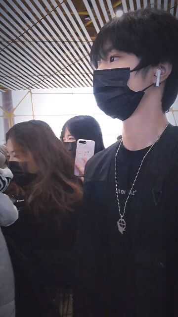 刘耀文十八楼互动整理全记录粉丝们的宝藏心得-第2张图片-正海烽科技 - 领先的只能推广行业，智能制造解决方案提供商