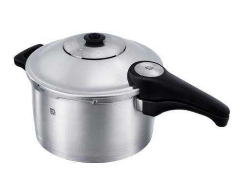 厨房里的智能锅，到底是“黑科技”还是“黑料理”？