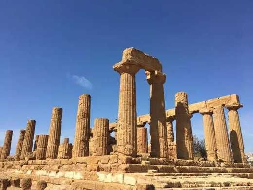 古今智慧相映，从远古石器到青铜铁器，那些改变人类命运的早期技术突破