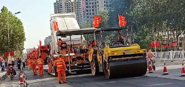 哎哟喂，您说现在这路咋就能修得这么“熨帖”了呢