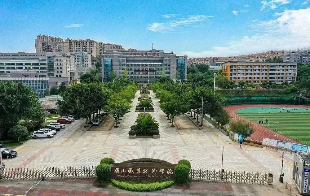 四川体育冠军的摇篮：那所培养世界冠军的学校