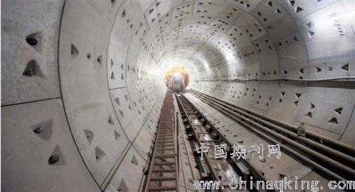 地底穿行的智慧：现代地铁盾构施工面面观