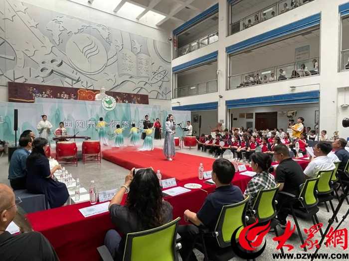 天山脚下的选择:一所职业大学带给我的惊喜与思考 天山脚下的选择:一所职业大学带给我的惊喜与思考