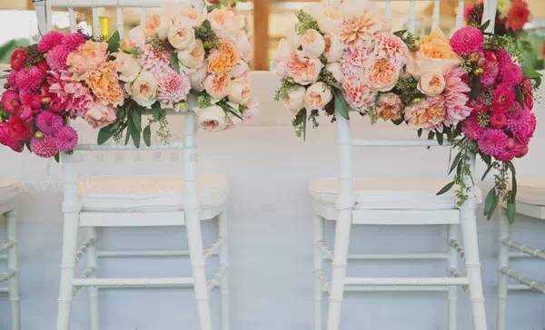 婚礼椅子设计愁白头？AI让你秒变设计大神的小秘密