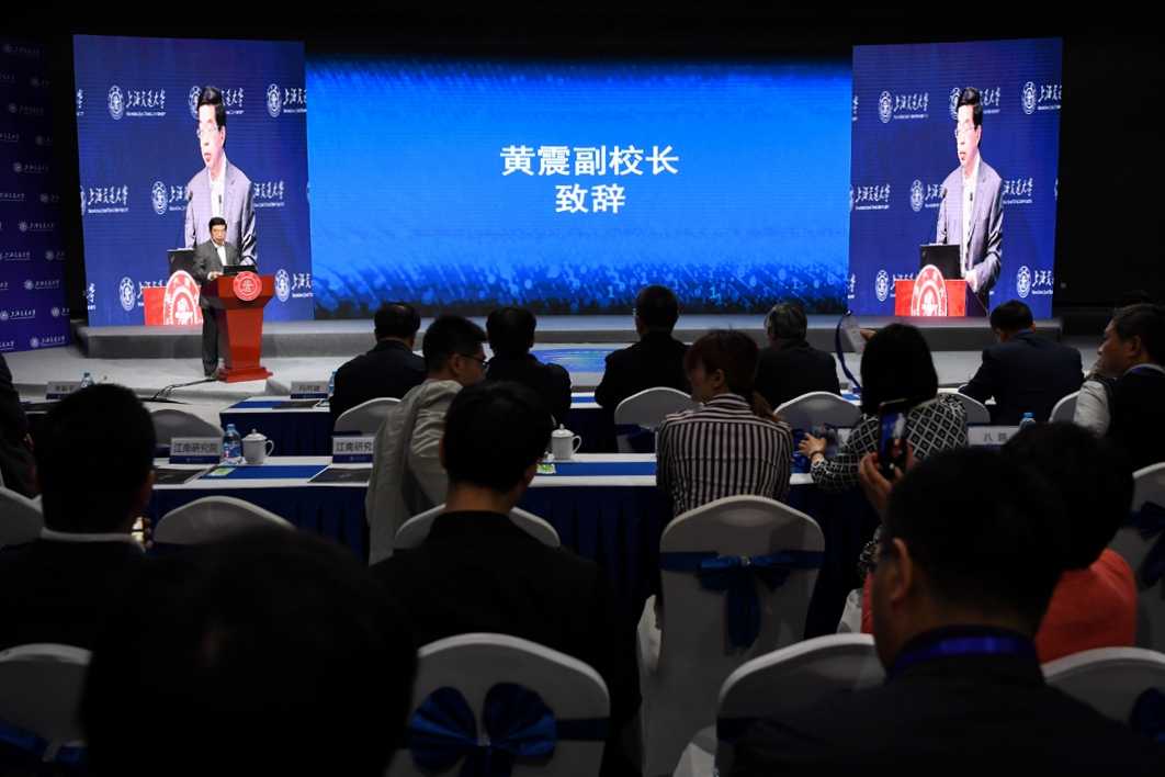 字字珠玑背后的汗水与温度——走进技术创新颁奖词的台前幕后