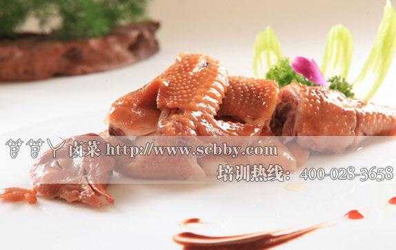 学了卤菜技术到底有没有“钱景”，听听这锅卤水怎么说