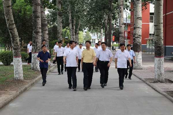 学院路边那些事儿：青春、烟火气和未来的交汇点