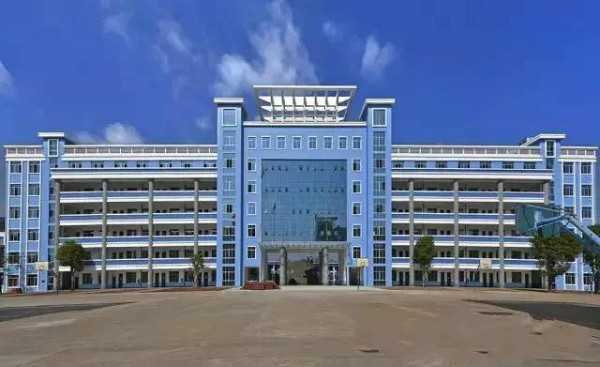 寻味泉州职教之光：一所有着非遗魂的现代工匠摇篮