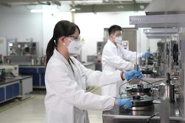床笫之技的千年流变：从江户花魁到AI伴侣的亲密对话