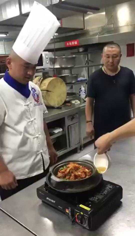 当烹技术遇上智能时代：一场厨房里的悄悄革命