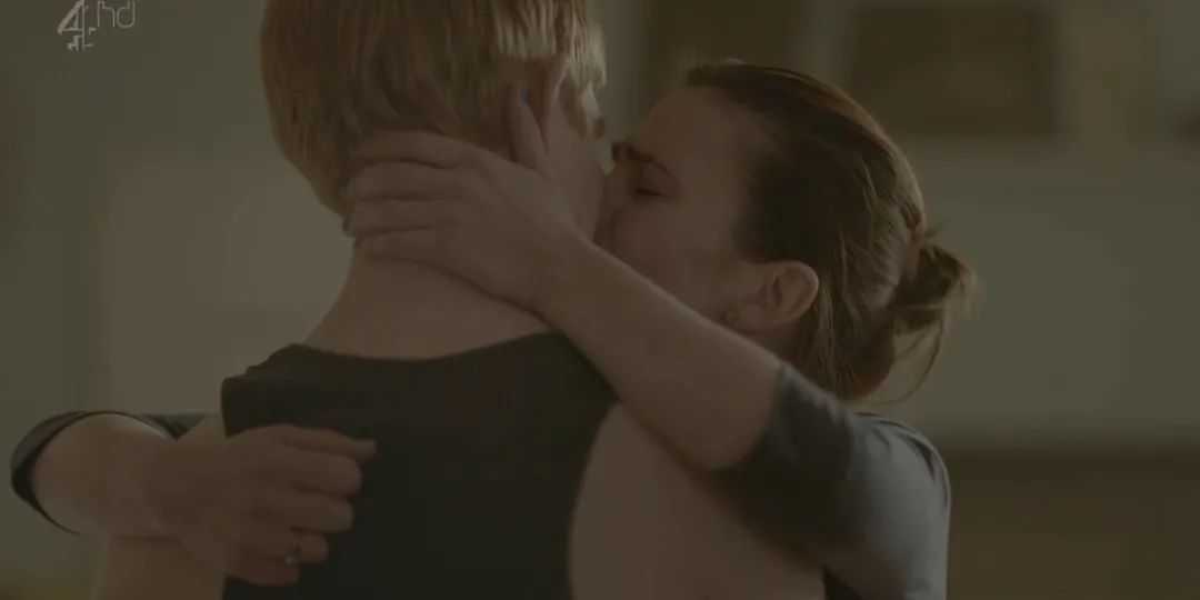 当记忆有了温度：爱人走后，AI如何托住我们下坠的心