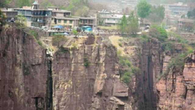 悬崖边上的AI房，你住过没？