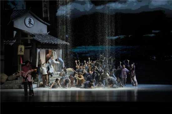 情景重现：从电视荧幕到四维世界的时空魔法