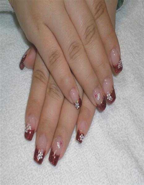 指尖新风潮：当传统美学遇见智能科技，2026美甲趋势全解析